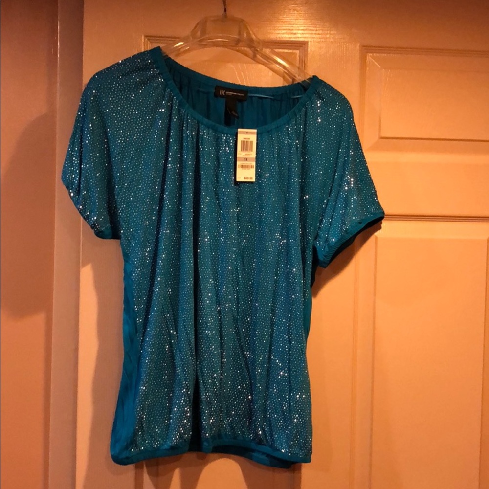 INC woman’s top